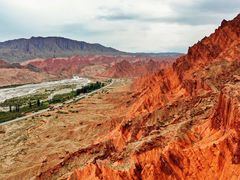 -天山神秘大峡谷