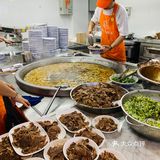 这家面馆高朋满座，原来就因为这个……