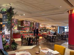 -咖啡苑自助餐厅·中国大饭店