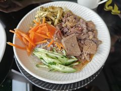 -唐拉雅秀酒店-西锦汇空中BBQ·思创餐厅