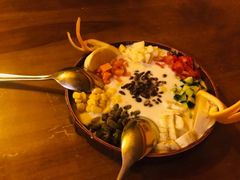酸奶人参果八宝沙拉-玛吉阿米·餐吧
