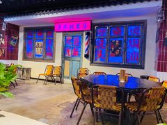 大堂-马路牙子地桌烤肉(工体店)