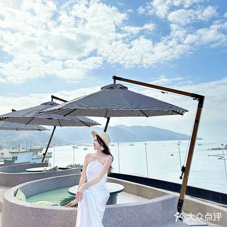 深圳｜绝美的🏞️苫也暮悬崖海景餐厅