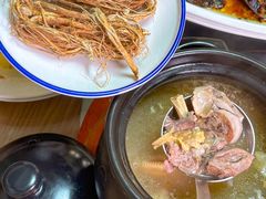 -荣基四海一家·家常菜·海鲜大排档(新安店)