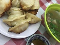 -胡记锅贴·沪上游子老鸭粉丝汤(太原路店)