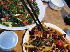 火爆黄喉-江湖黑大兔(杨家坪店)