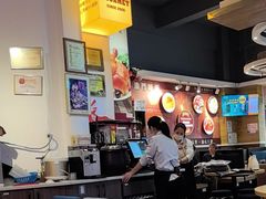 -滋味满屋美食坊(上海街店)