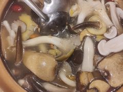 -菌小白火锅(时尚天河店)