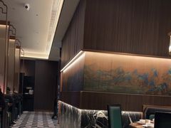 -新白鹿餐厅(滨江银泰店)