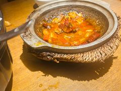 石锅芋儿鸡爪煲-乔街深夜食堂·台州菜·高压锅生蚝(杭州总店)