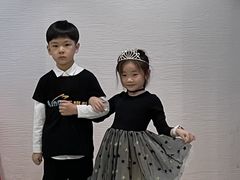 -翎秀服装模特