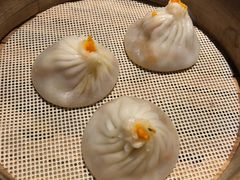 蟹粉蒸肉小笼包-蟹榭(静安寺晶品商场店)