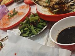 -海盗船. 龙虾烧烤. 酒馆