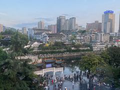 -包整·丝娃娃(甲秀楼景观店)