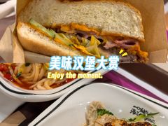 -魏家凉皮(大雁塔南广场餐厅)