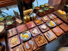 -银米·云南传统过桥米线(双廊黑金冠店)
