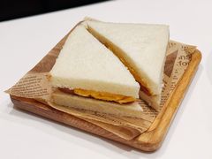 餐肉鸡蛋三文治-龍记香港茶餐厅(久光百货店)