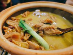 龙骨炖野藕-吃饭皇帝大土家民族菜(正大广场店)