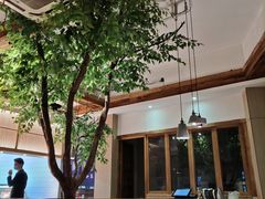 大堂-蜜桃餐厅·伴山(湖滨商业街店)