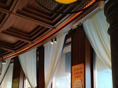 -八府香鸭·啫啫煲(华山路店)