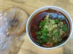 -魏旺湖北正宗牛肉面(硚口公园店)