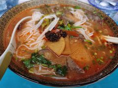 -肇兴特色牛肉粉