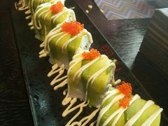 牛油果软壳蚧卷-羽山料理