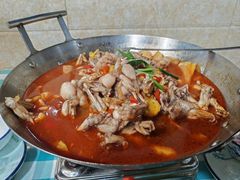 -昱龙大盆牛蛙馆(三兴街总店)