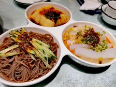 -纳家楼·地道陕菜(劳动路店)
