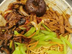 -梅溪·小伙子干挑面(安吉总店)