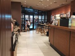 -星巴克(上海虹桥新天地二店)