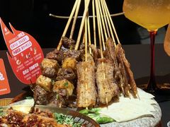 -何师烧烤Pro ·江湖川菜·小龙虾·精酿(太古里旗舰店)