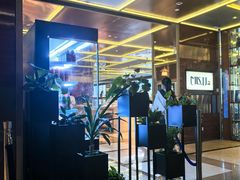 -大中华希尔顿酒店-念自助餐·嗨啤·小龙虾