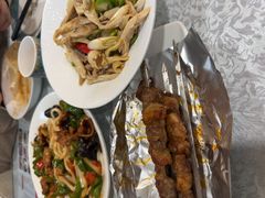 -汗腾格里·风味餐厅(新疆驻京办店)