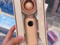 -名创优品(山东青岛华润万象城店)