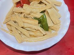 -金杨拉面王小吃面馆·牛三宝面·红烧牛肉粉