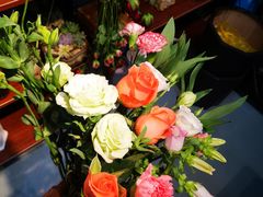 -何兮花店·气球派对鲜花店(马桥银春路万科城店)