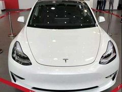 -TESLA 特斯拉(上海太古汇体验店)
