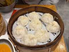 招牌蟹膏小笼包-馋三尺蟹粉小笼(人民广场店)