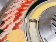五花肉-哈哈碳都·牛肋条无限自助烤肉(台江万达店)