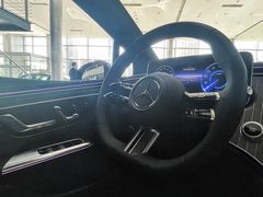 -天津波士信达奔驰4S店(卫津南路店)