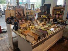 -今日艺术汇书店