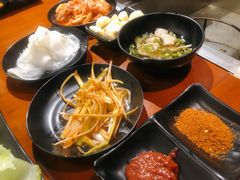 -肉甲韩国木炭烤肉(新壹街1店)