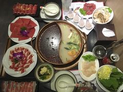 -同心如意传统铜火锅