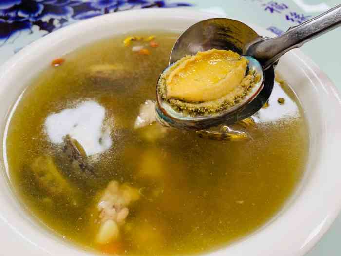 鸿运海鲜楼-"重点来了:中午去吃,千万不要选挂在明档鹅.