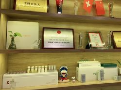 点击看大图 -塑青春&伊肤泉祛痘皮肤管理