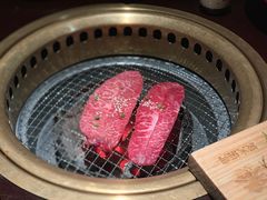 -山川小町·极番烧肉(新地假日广场店)
