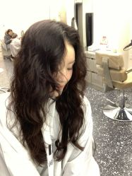 -Hair Co.一间沙龙