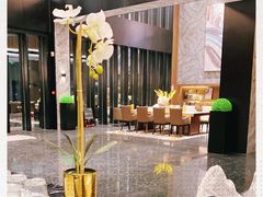 -乔治莫兰迪酒店(济南解放路山东大学店)