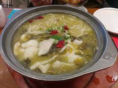 -周鱼小馆石锅酸菜鱼(活力汇店)